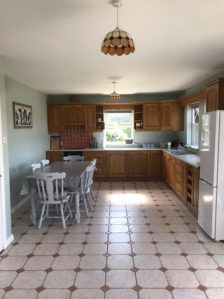 Peaceful home, Beaufort, Ring of Kerry,Killarney Houses for Rent in