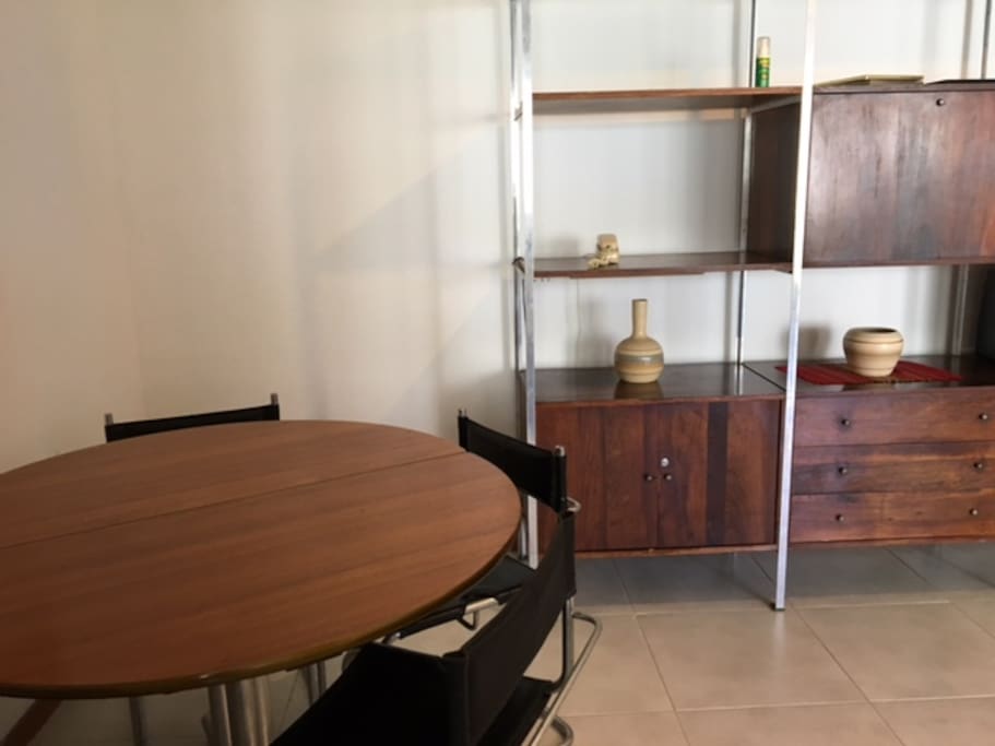 Mesa de jantar / Dining table