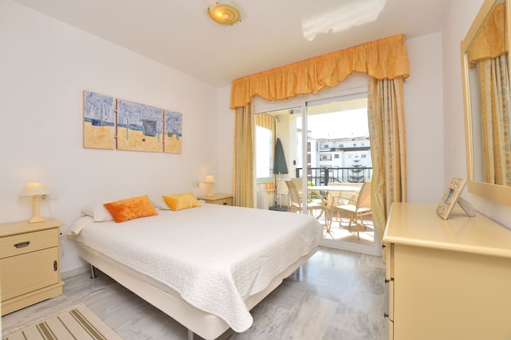 غرفة النوم 1