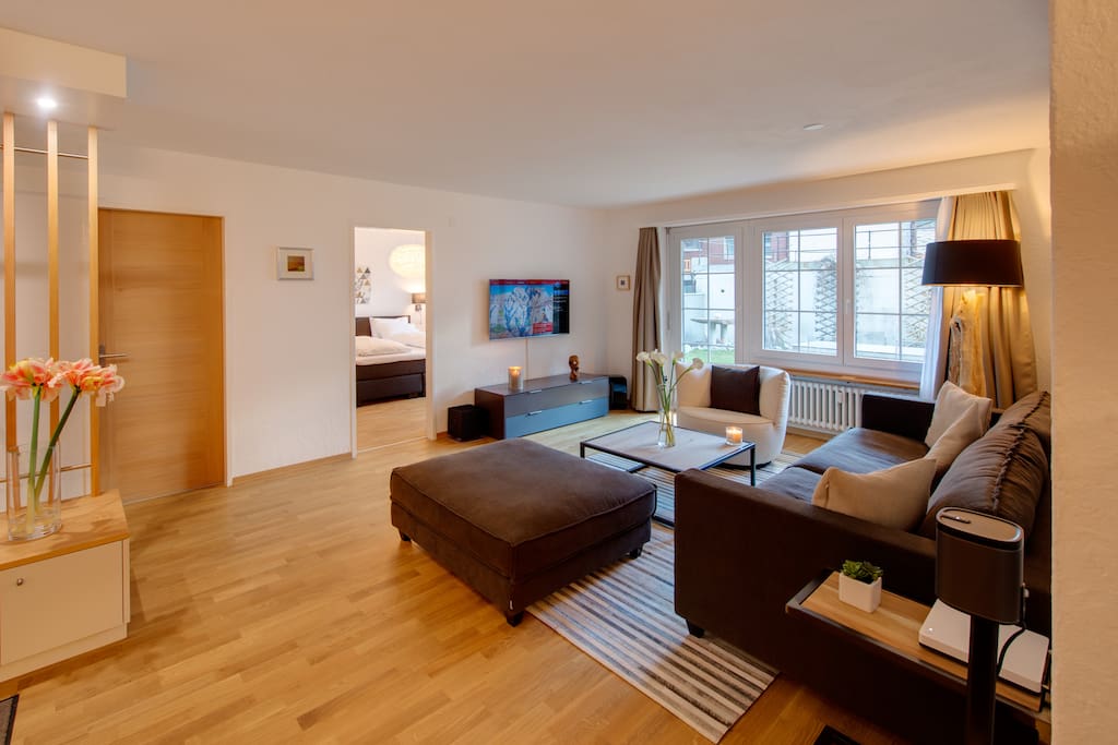 95m2 three bedroom bright garden apartment.