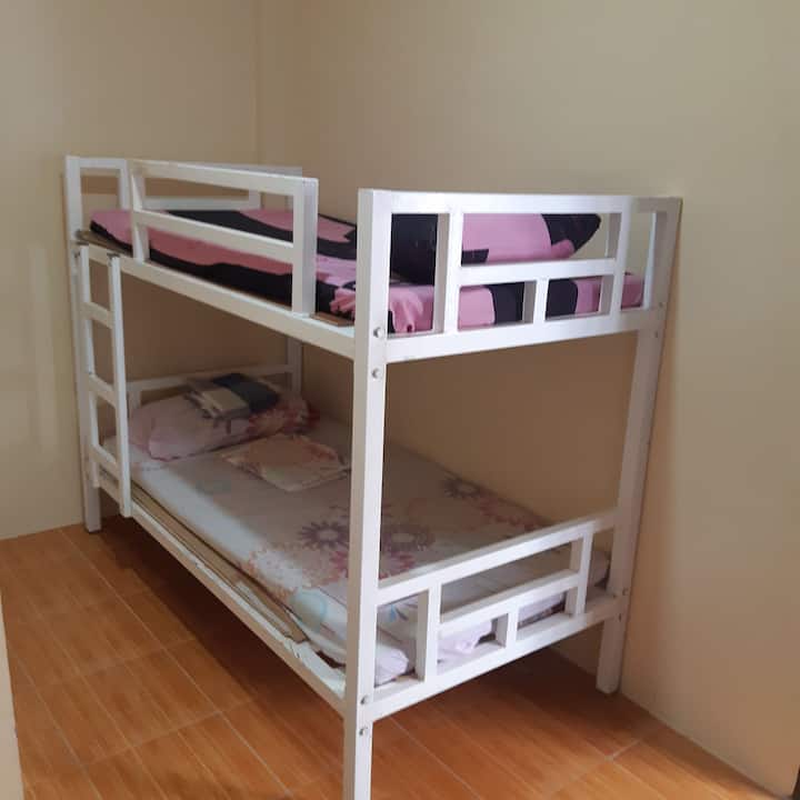 საძინებელი 2