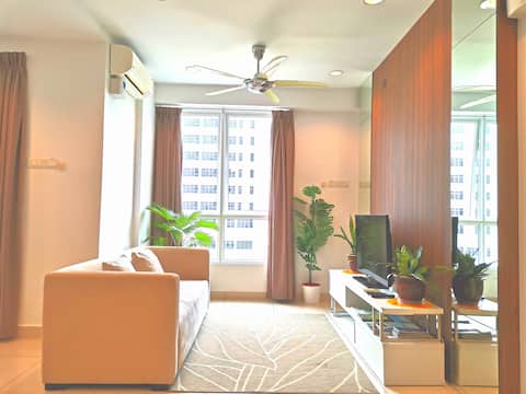 Stylish Studio Suite Near Gurney Bay