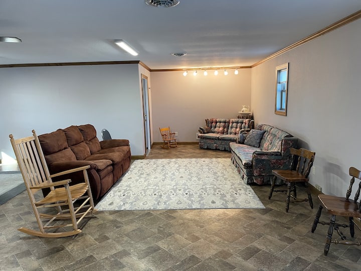 Rambling Lodge - Brookfield, MO