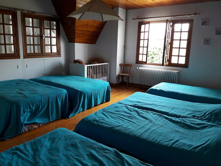 საძინებელი 4