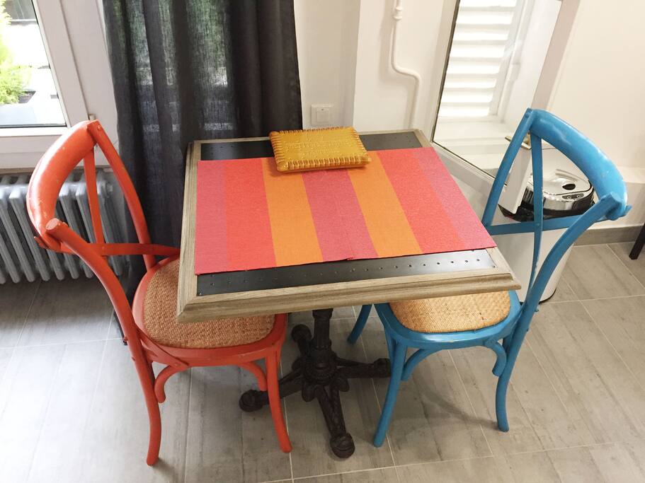Trendy chairs and table where you'll have your breakfast (that your significant other cooked up for you?)