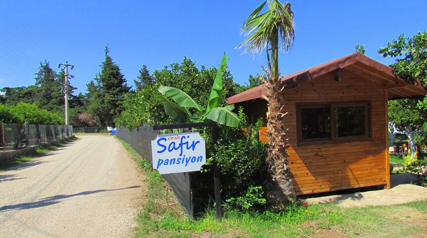 Safir hostel çıralı