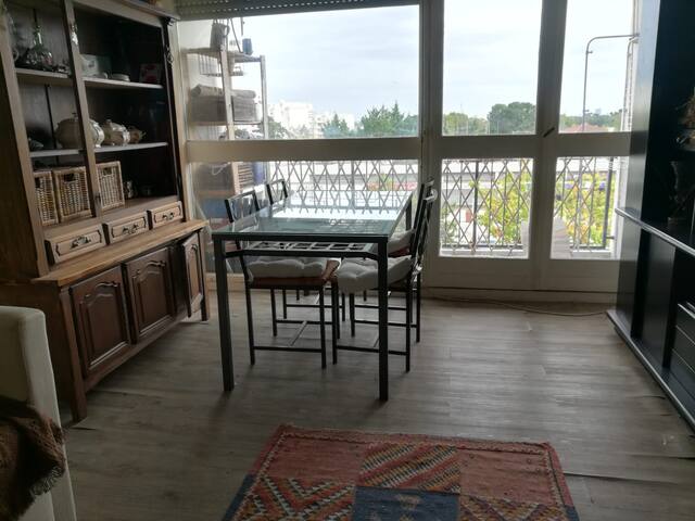 Appart entier proche rocade et Bordeaux lac !