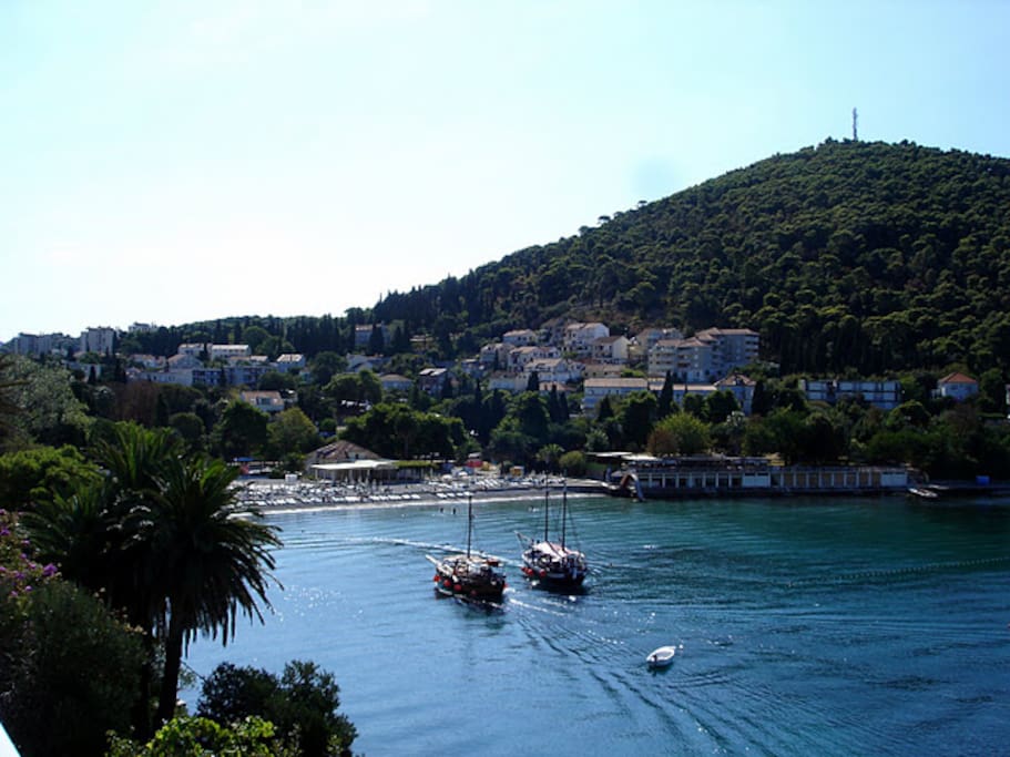 Uvala Lapad Bay