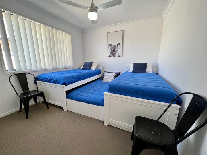 2 единечни кревета и 1 единечен кревет