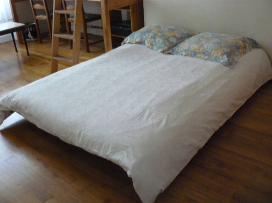 Lit futon (deux personnes)