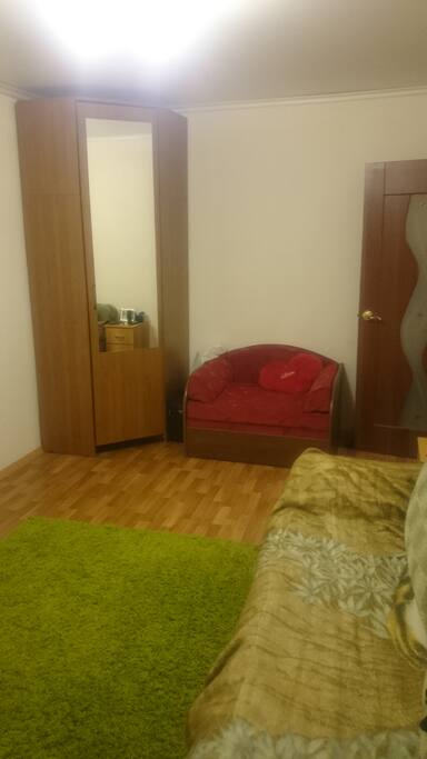 Комната (main room)