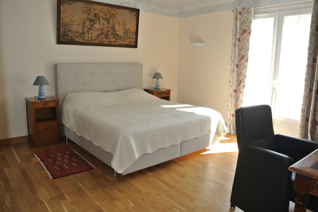 Grand lit king size, 1,80m