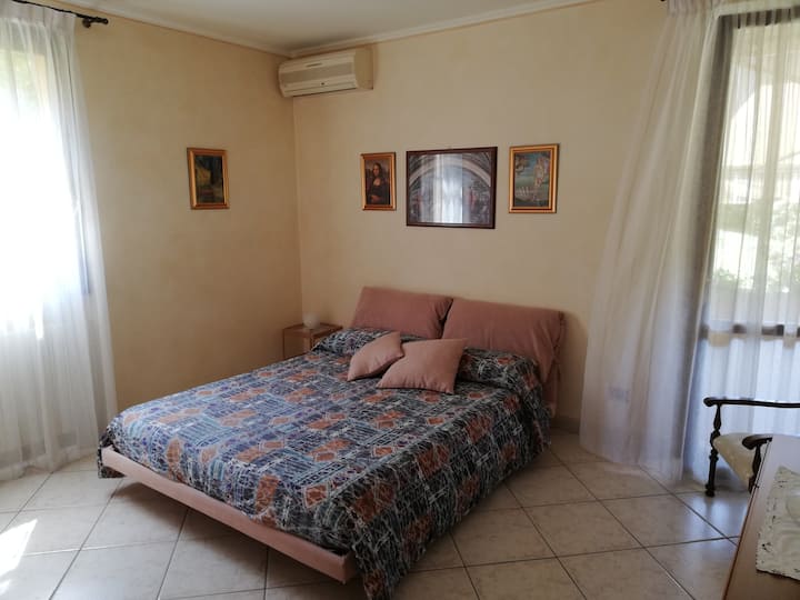 غرفة النوم 1