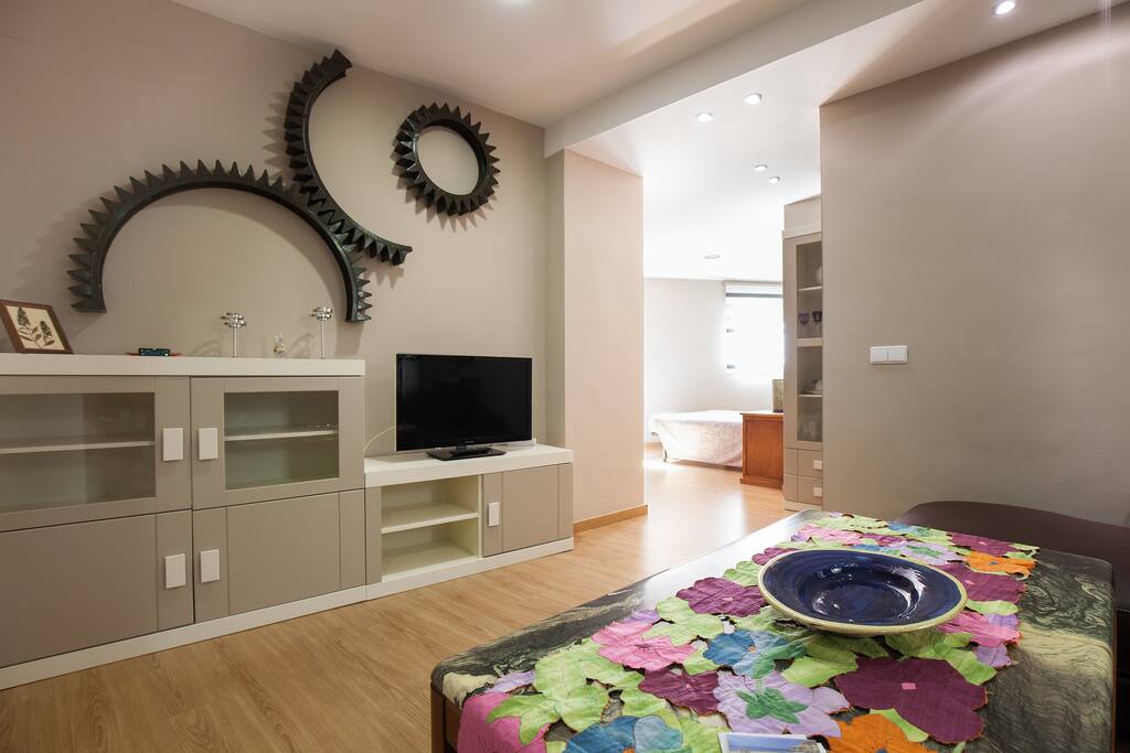 Airbnb картинки. Rnb жилье. Airbnb. Самые дорогие квартиры в москве фото. Berlin apartment.