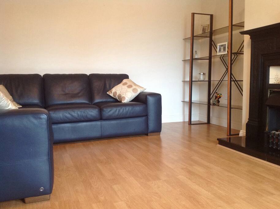 Large sitting room