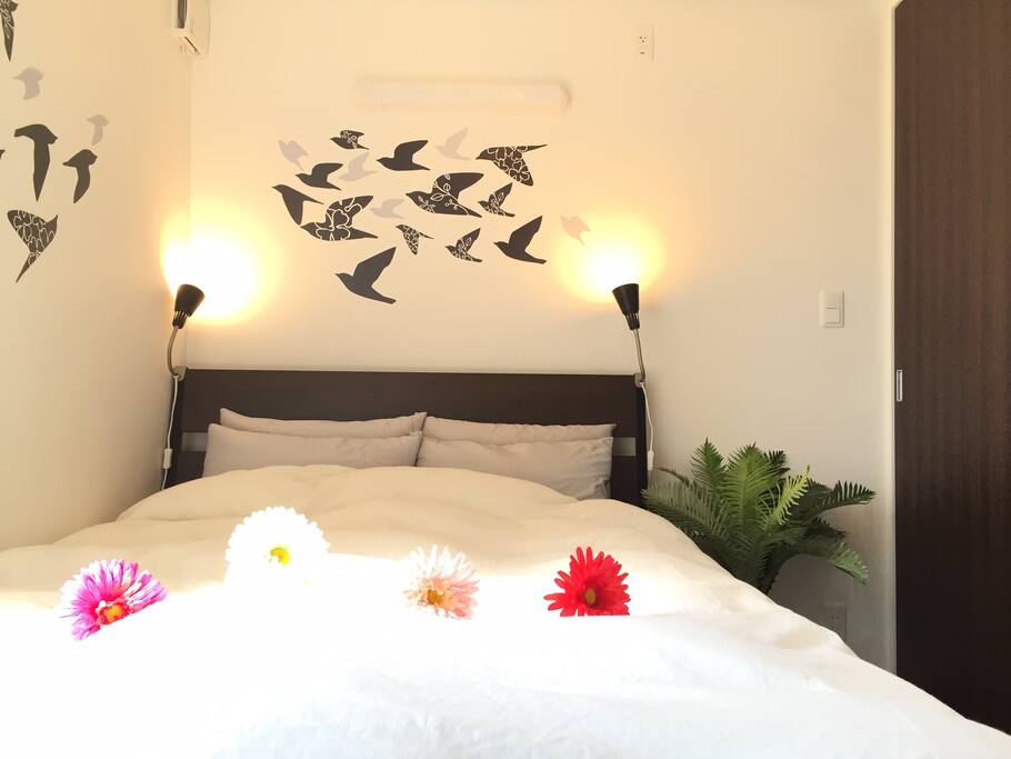 The Bed room.
We have 1doublebed in the bed room.
