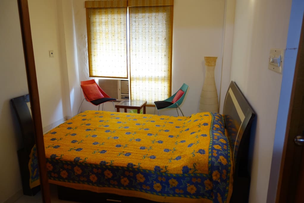 SECOND BED ROOM
