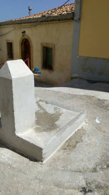 Fontanella della piazza