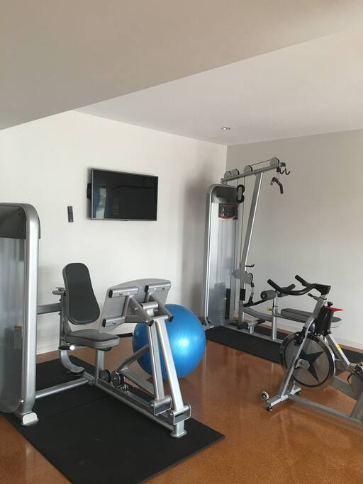GYM
