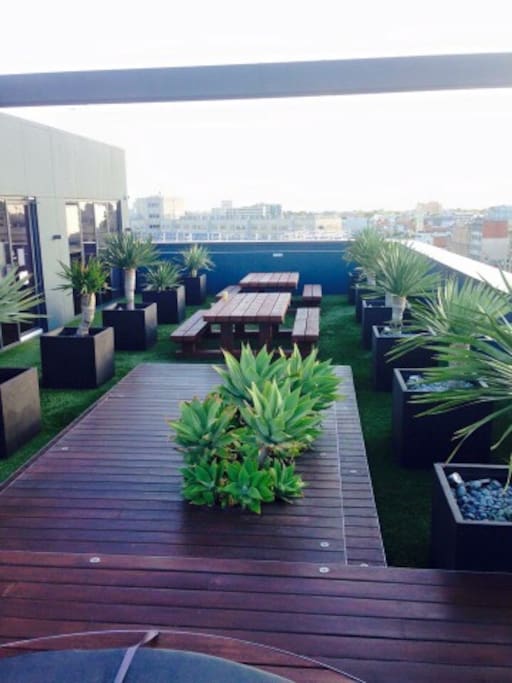 Relaxing Rooftop/ Free WiFi