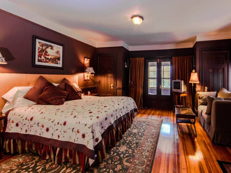 Charles Room View One