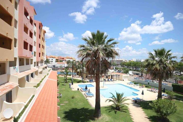 Cozy Apartment! With Pool And Near To The Beach - Albufeira