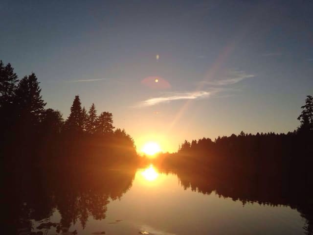 Peace & Quiet on the Lake