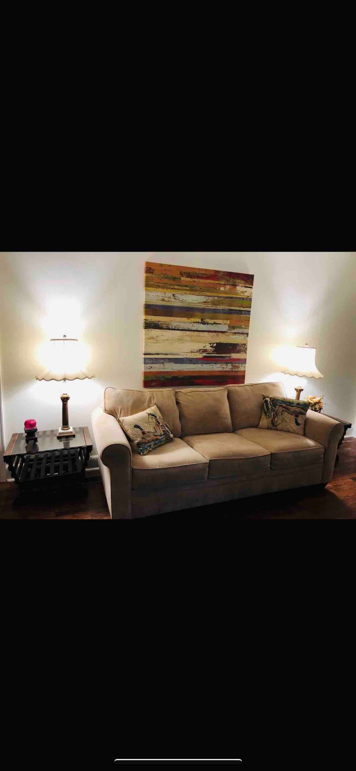 Top performing Airbnb: Monthly deal! Heart of Memphis in Binghampton