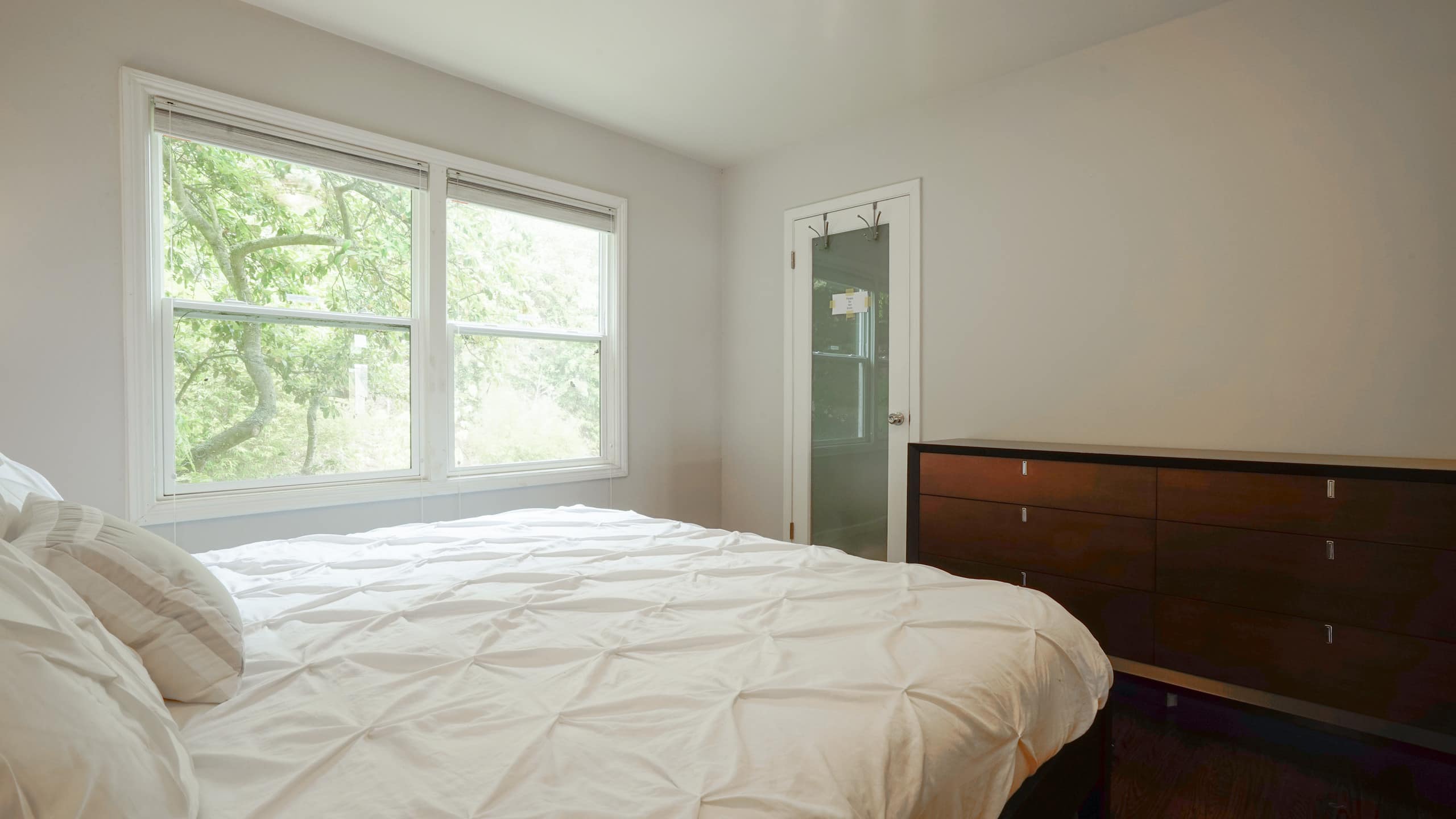 Home in San Francisco · ★4.96 · 2 bedrooms · 2 beds · 1 bath - Image 18