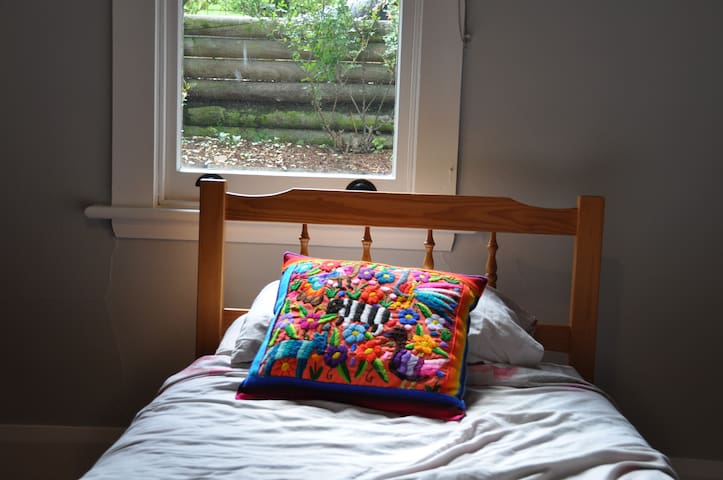 S'th Launceston Cosy Elevated Cottage - City/LGH