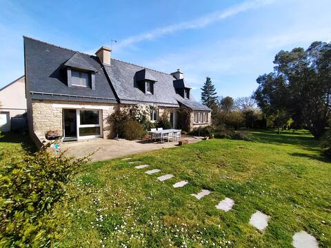 Large house in Saint-Armel – sea view