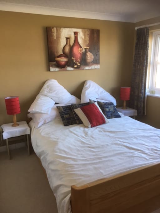 King sized bed with split mattress for individual comfort