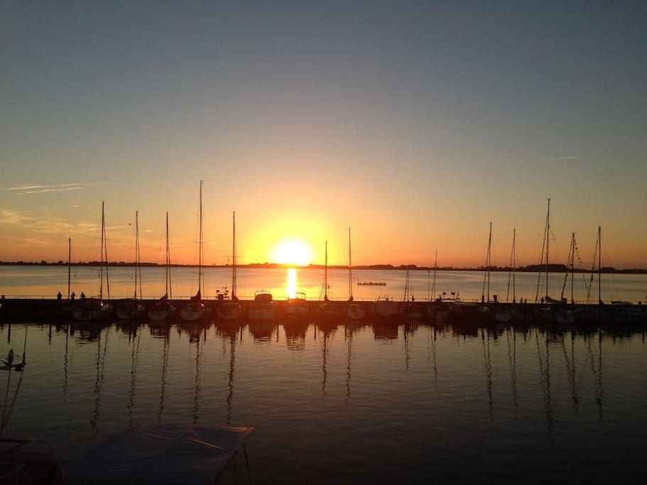 Abendstimmung am Hafen