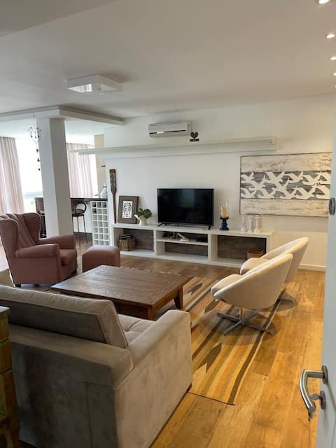 La Defense Condominium