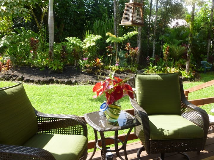 Pu'uhonua-A Tropical Escape!