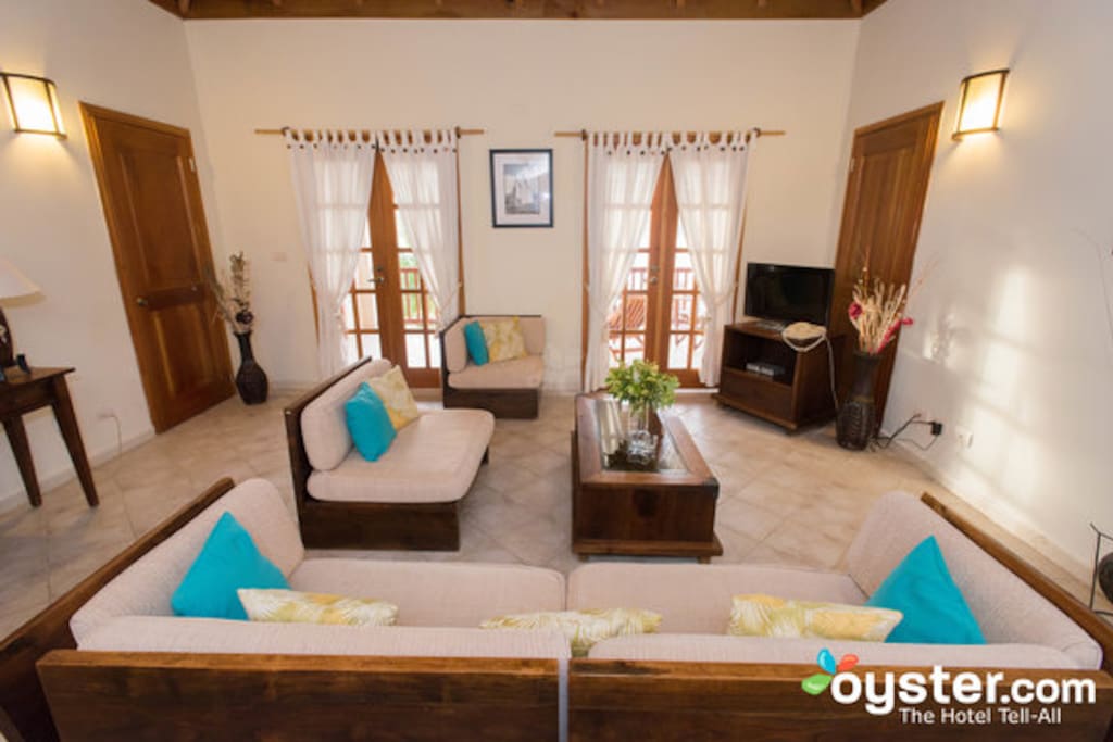 Living Room - executive suites