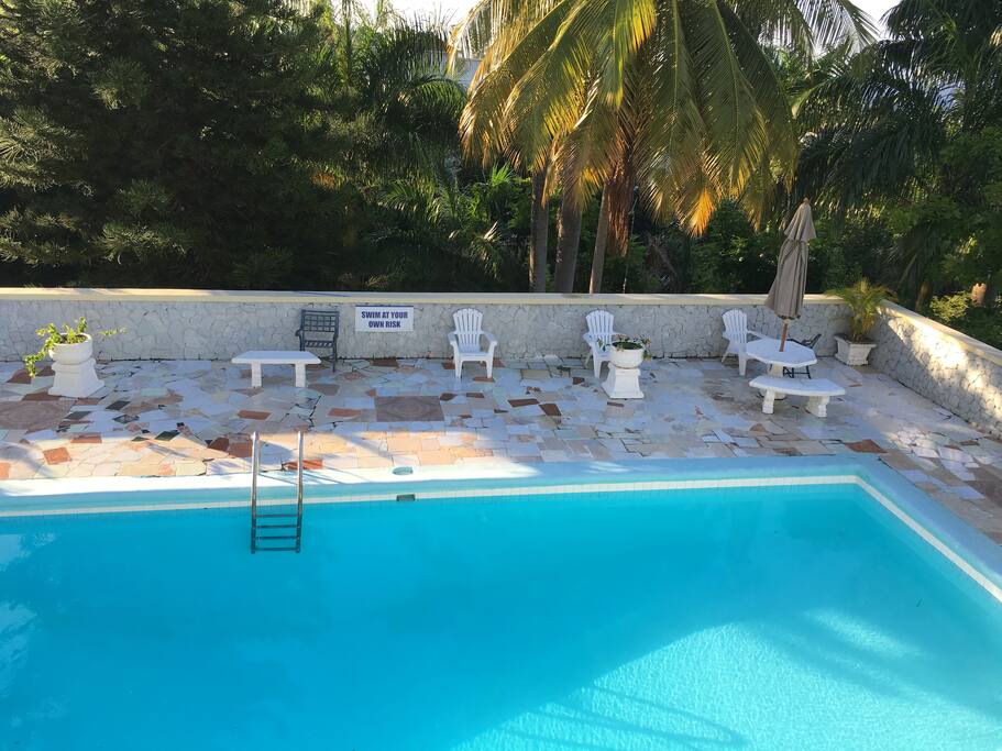 Shared Pool and Poolside