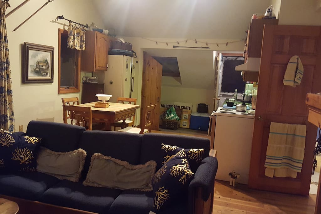Front Cottage Living room into Kitchen