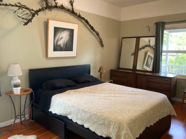 Historic St. Johns 1909 Farmhouse gallery image 2