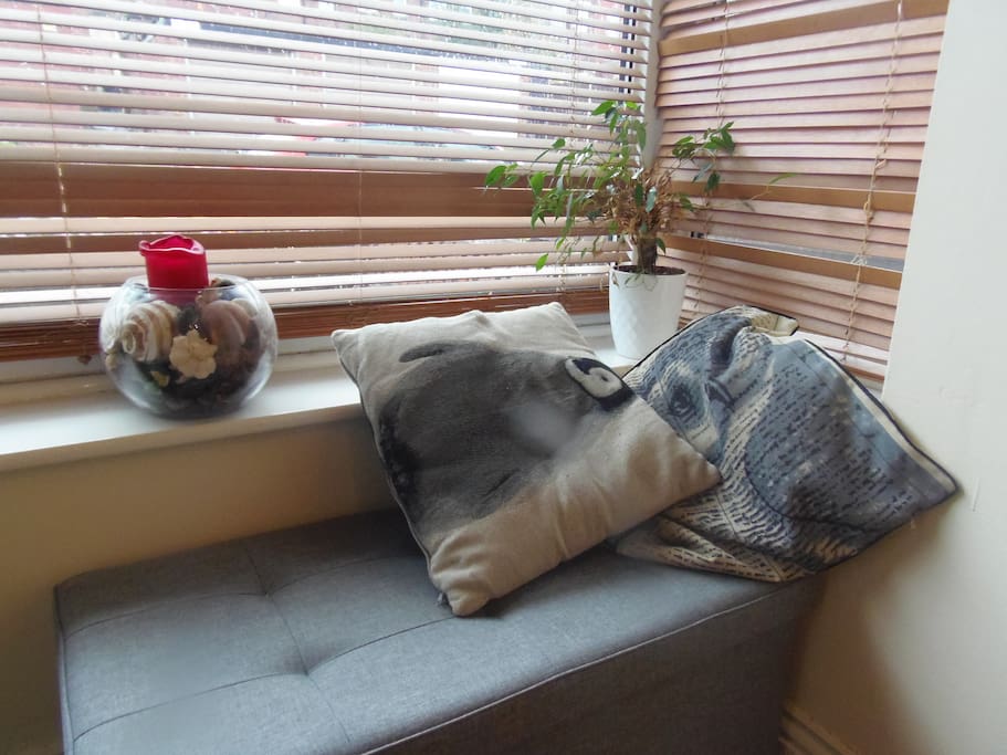 Corner seat in the sunny bay window