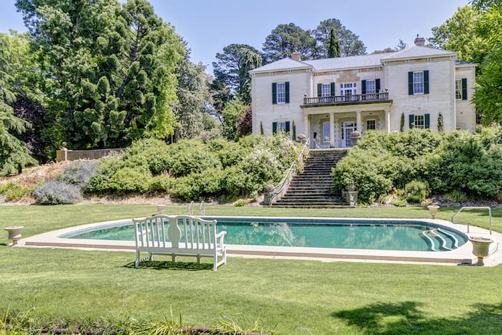 Martinsell Manor Villas For Rent In Pewsey Vale South Australia