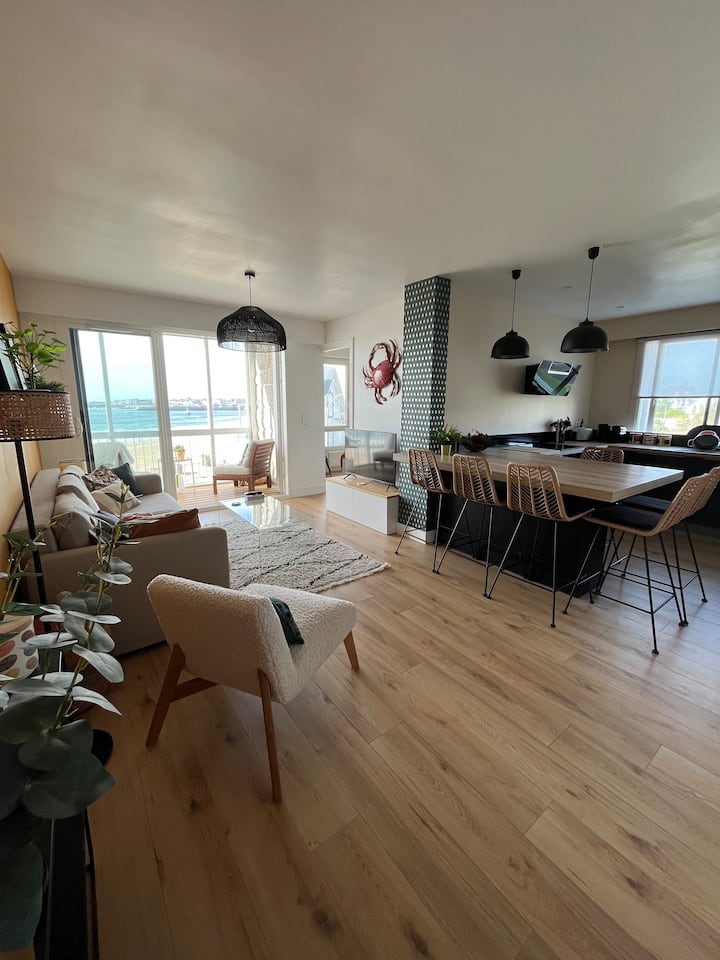 Chez Nous Face à L’océan à Quiberon - ibis Styles Quiberon Centre