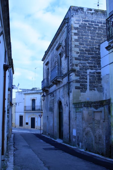 Side street view of Sognare