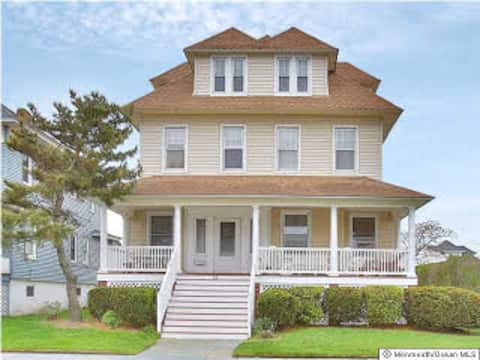 Grand Victorian House with Ocean Views