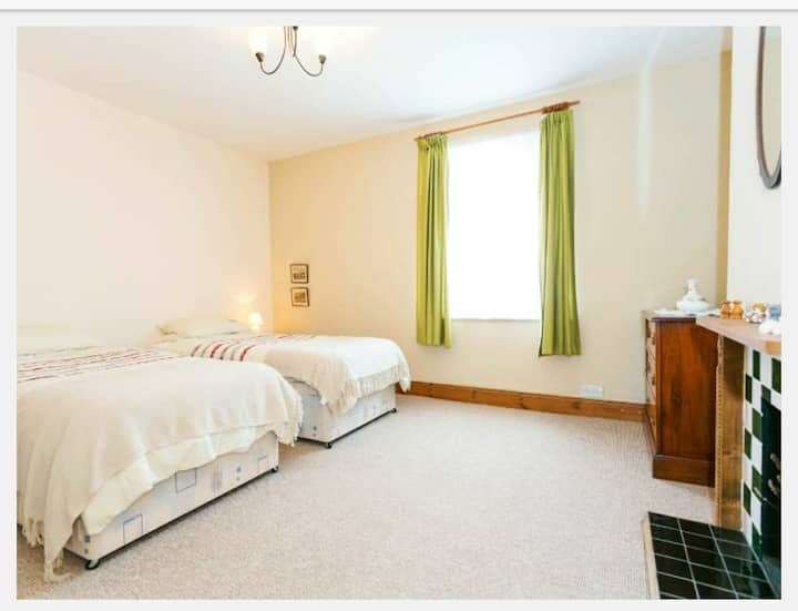 საძინებელი 2