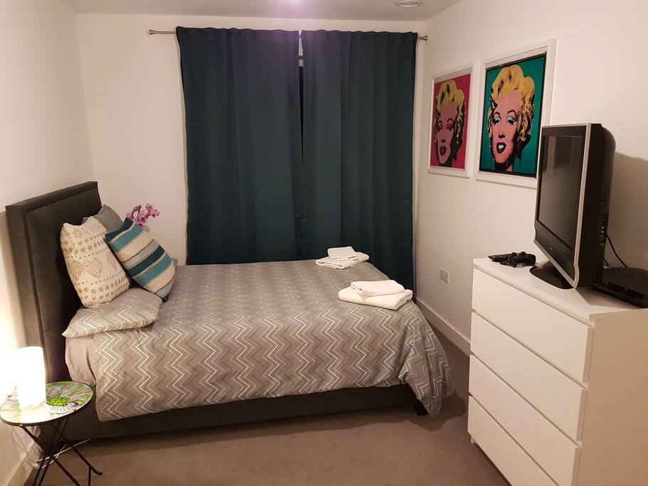 Private bedroom