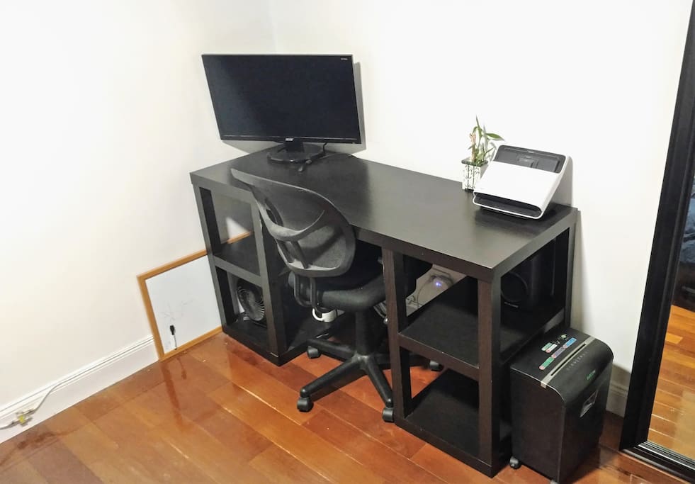 work station