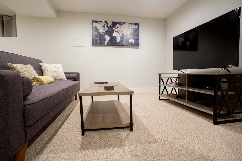 4K, Roku-enabled smart TV