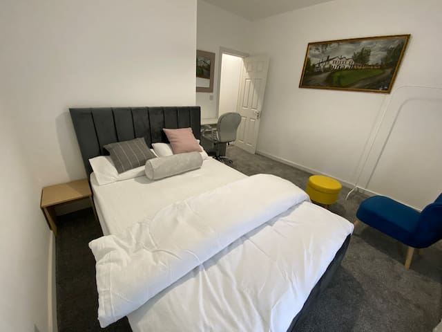 3 Double Bedroom House