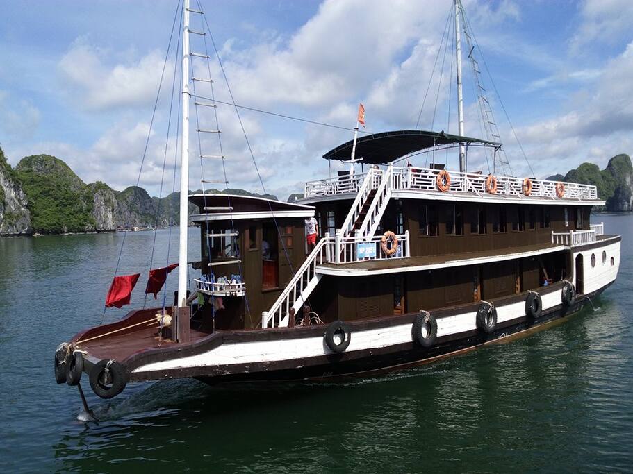 Group Boat